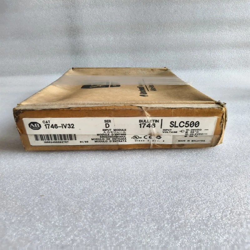 Allen-Bradley 1746-OB16 SLC 500 16-Point 24V DC Source Output Module thumbnail 7054